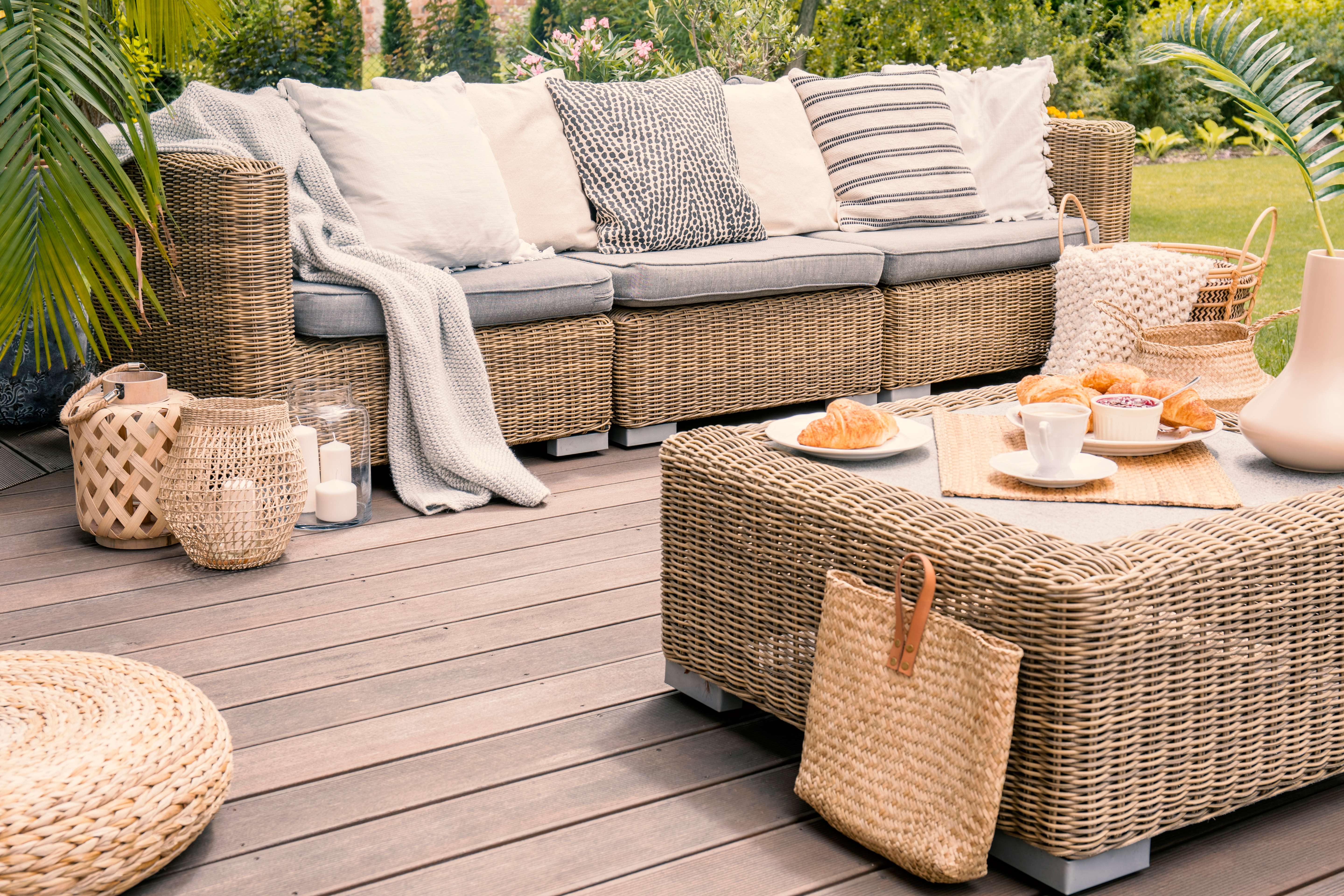 Outdoor furniture set