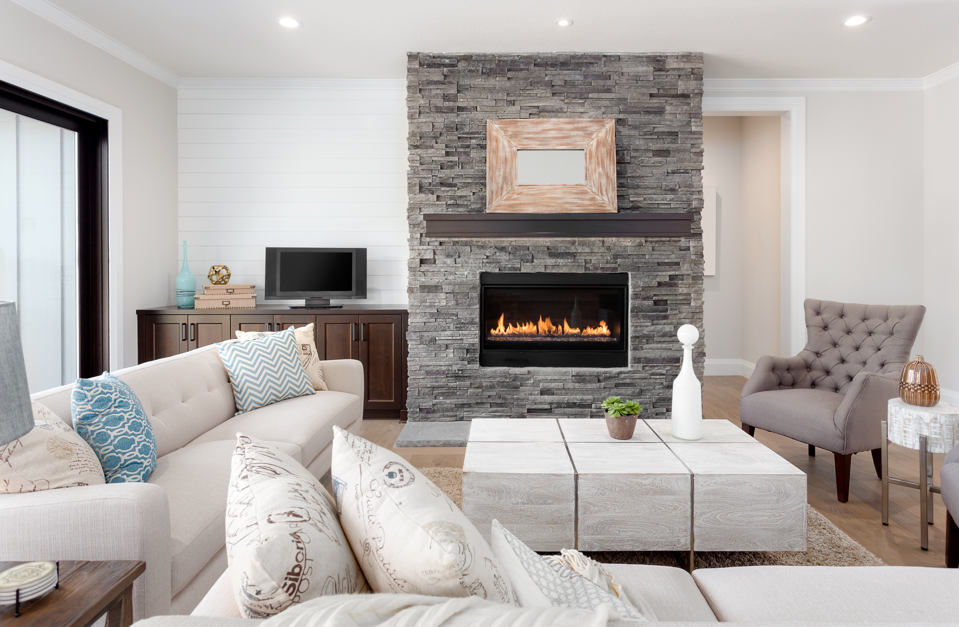 Living room with fireplace insert