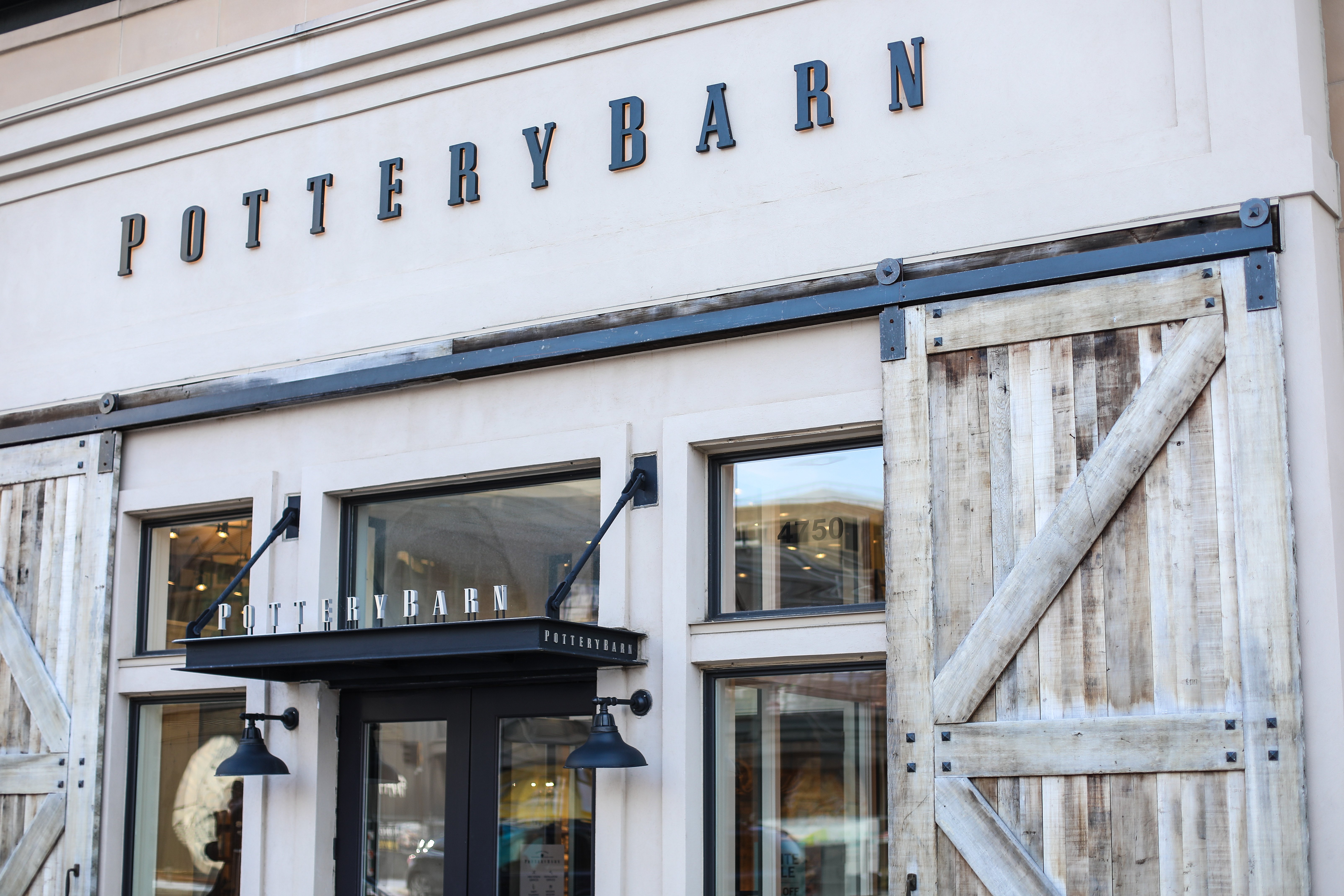 Pottery Barn storefront